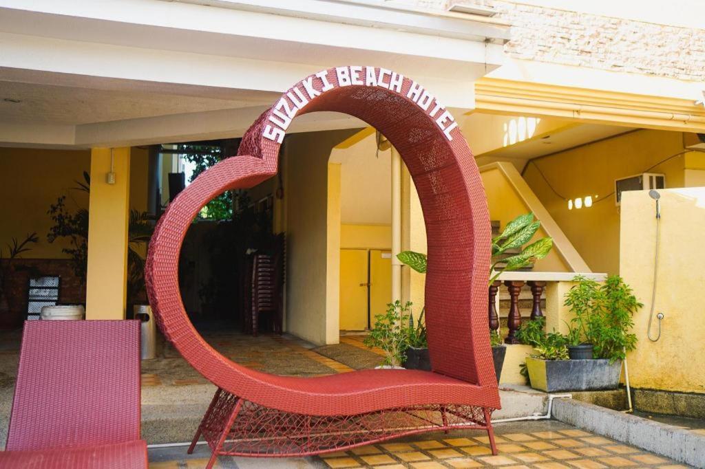 Suzuki Beach Hotel Olongapo Εξωτερικό φωτογραφία