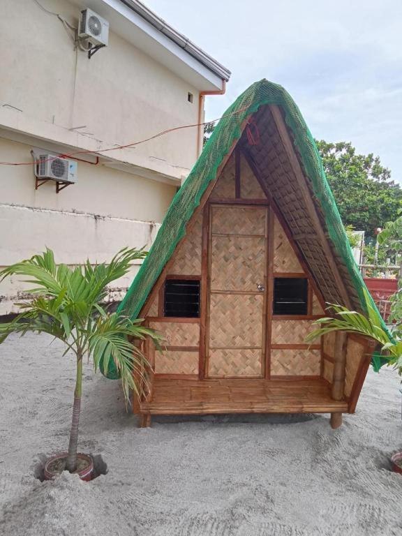 Suzuki Beach Hotel Olongapo Εξωτερικό φωτογραφία