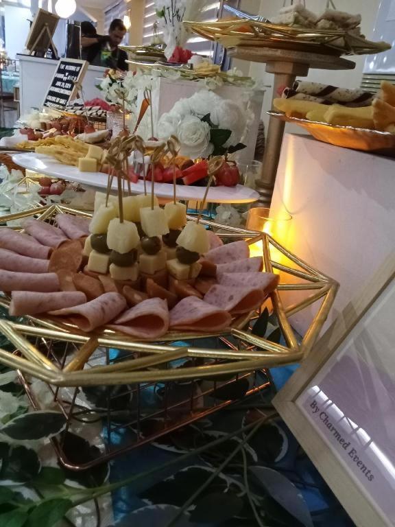 Suzuki Beach Hotel Olongapo Εξωτερικό φωτογραφία