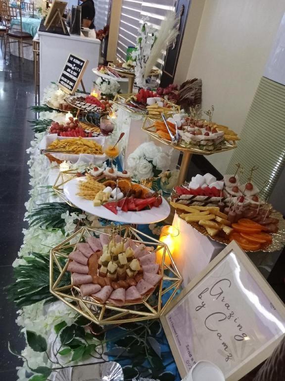 Suzuki Beach Hotel Olongapo Εξωτερικό φωτογραφία